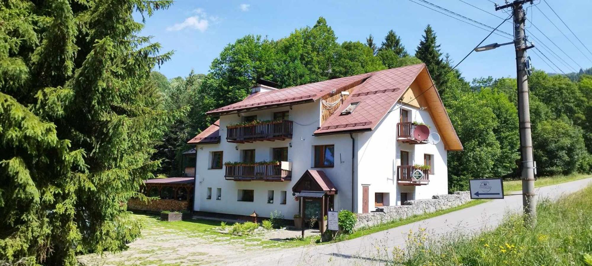Penzion Zazrifka Zazriva Exterior photo